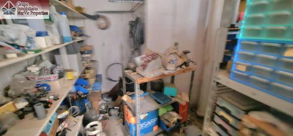 Local en Pueblo Levante