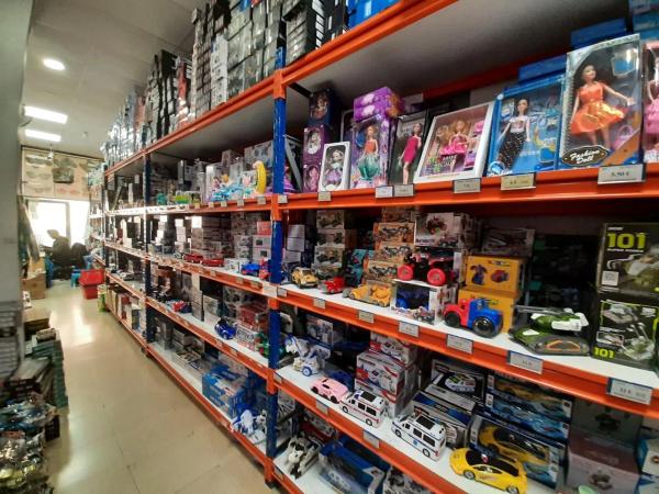 Local en Pueblo Levante