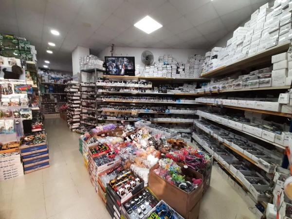 Local en Pueblo Levante