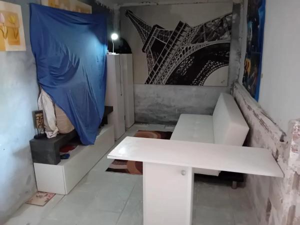 Local en Pueblo Levante