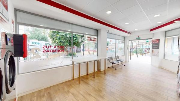 Local en avenida de Estocolmo, 2