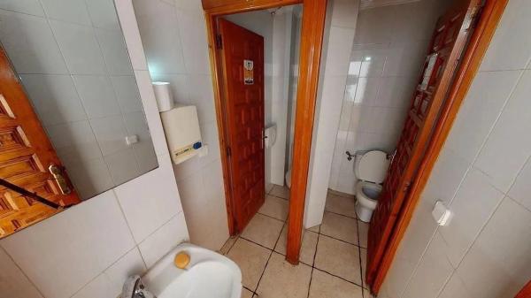 Local en calle Noruega