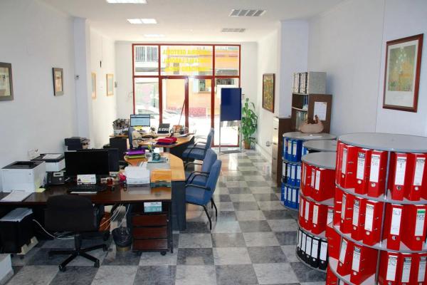 Local en calle del Marqués de Comillas