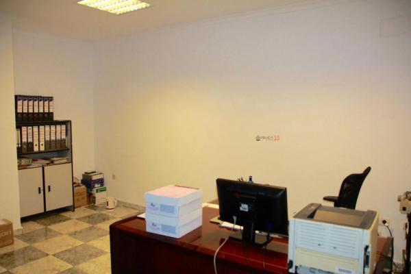 Local en calle del Marqués de Comillas