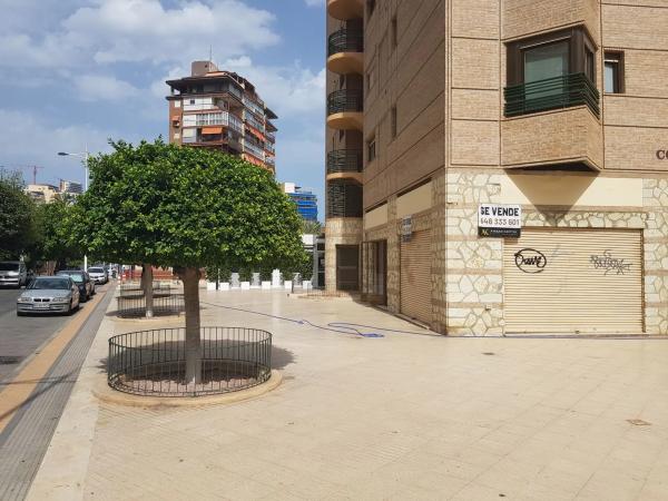 Local en calle Santander, 16