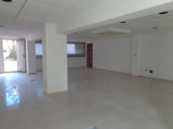 Local o nave en plaza de la Hispanidad