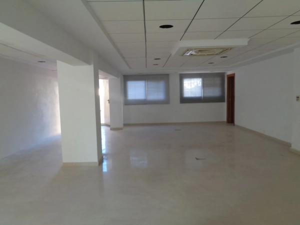 Local o nave en plaza de la Hispanidad