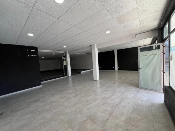 Local en avenida Doctor Severo Ochoa, 31