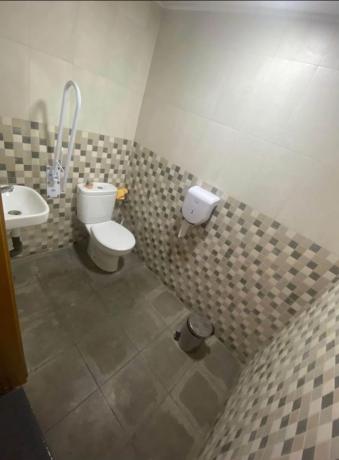 Local en Pueblo Levante