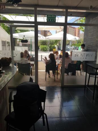 Local en Pueblo Levante