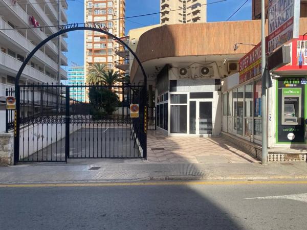 Local en Barrio Zona Sierra Helada