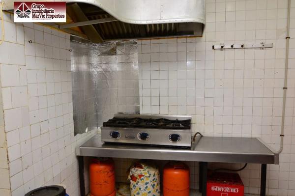 Local en Pueblo Levante