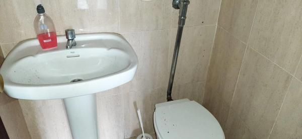 Local en Pueblo Levante