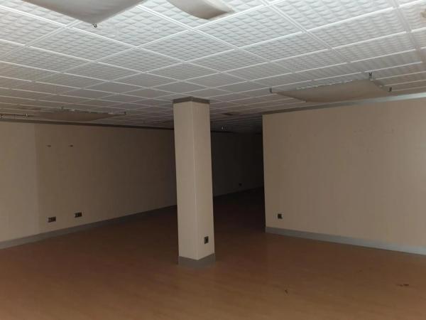 Local o nave en calle Rosal