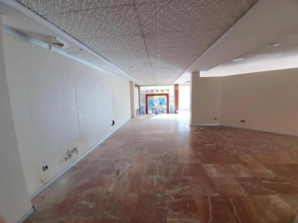 Local o nave en calle Rosal