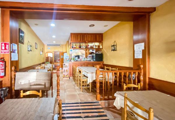 Local en avenida de Almería