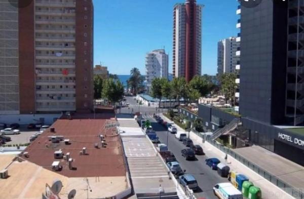 Local en avenida de Almería, 8