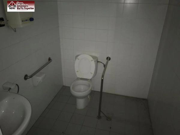 Local en Pueblo Levante