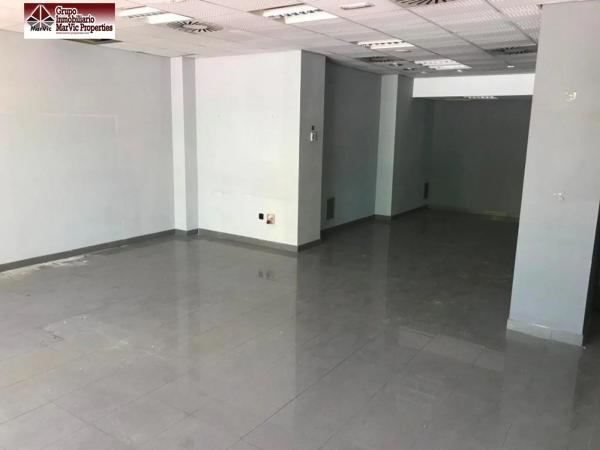 Local en Pueblo Levante