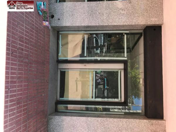 Local en Pueblo Levante