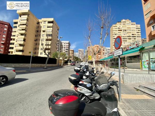 Local en Pueblo Levante