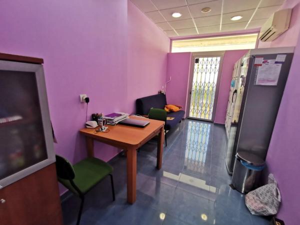 Local en Barrio Zona Rincón Bajo