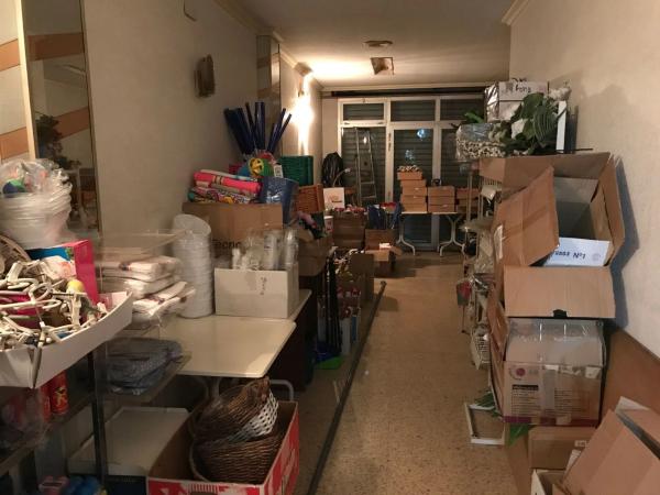 Local en calle Gerona, 8