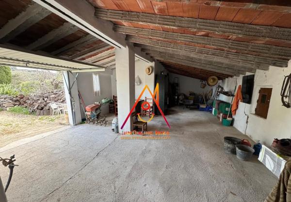 Nave en Av. Constitución