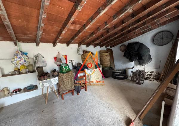 Nave en Av. Constitución