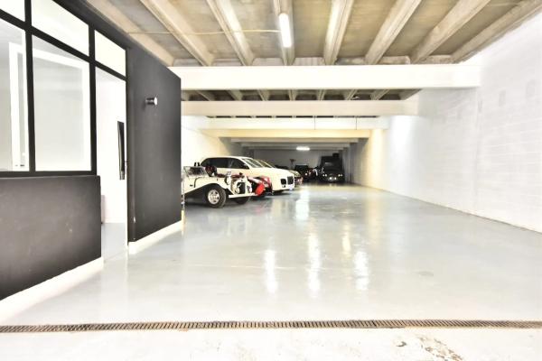 Nave en calle Benifato, 2