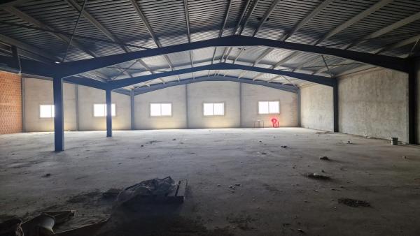 Nave en calle Catral, 28