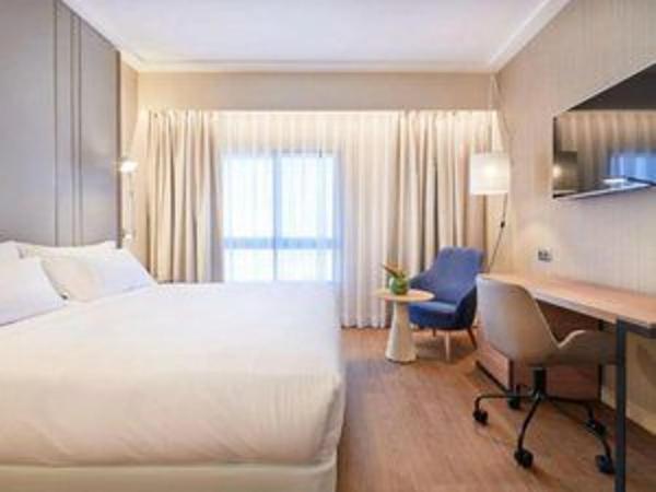 Hotel, negocio de alojamiento en La Nucia Pueblo