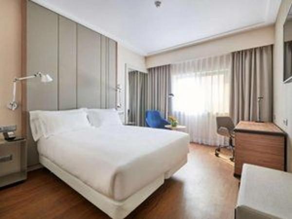 Hotel, negocio de alojamiento en La Nucia Pueblo