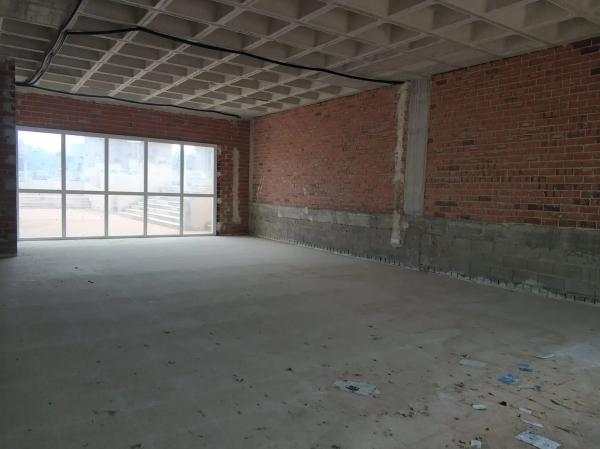 Local en Montebello - Nou Espai