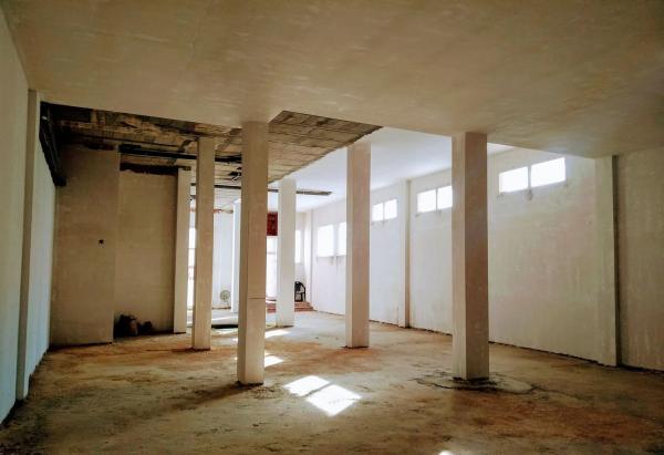 Local en calle l'Ermita, 99