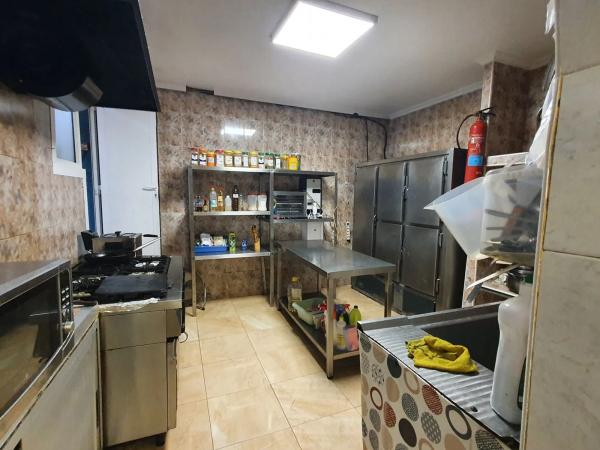 Local en calle Mestre Andrés Server, 3