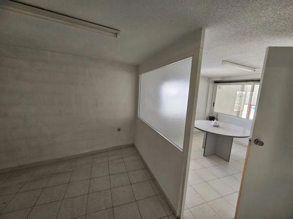 Local en calle Mestre Pons