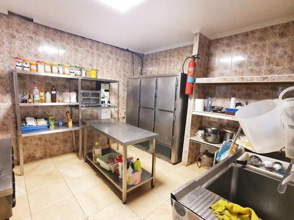 Local en calle Mestre Andrés Server, 3