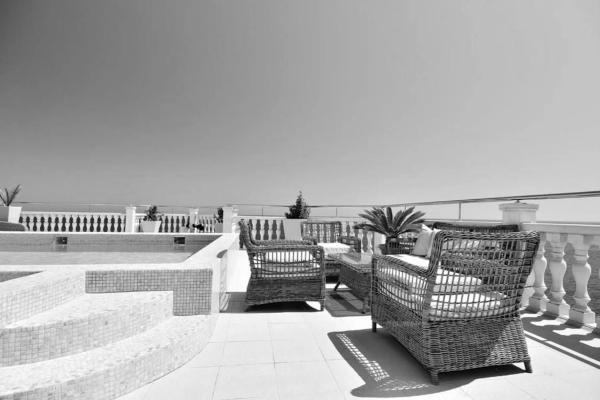 Hotel en plaza Cales Atalayes