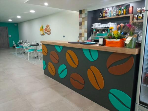 Local en calle Barranquet, 12