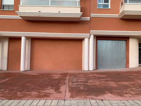 Local en calle Benimantell