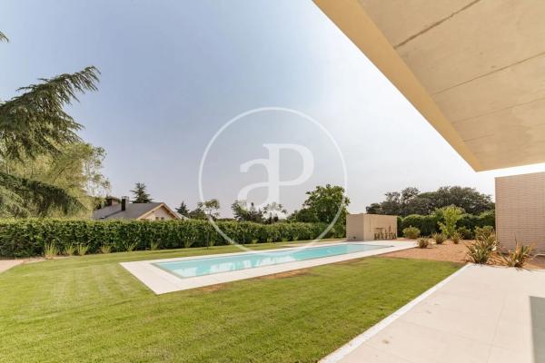 en Calle Valle de Sta. Ana