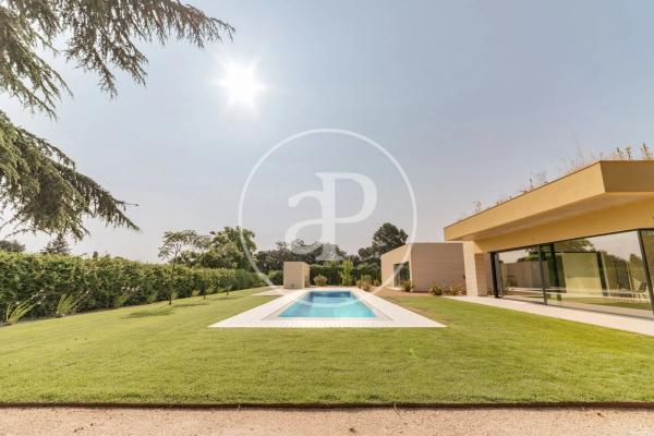 en Calle Valle de Sta. Ana