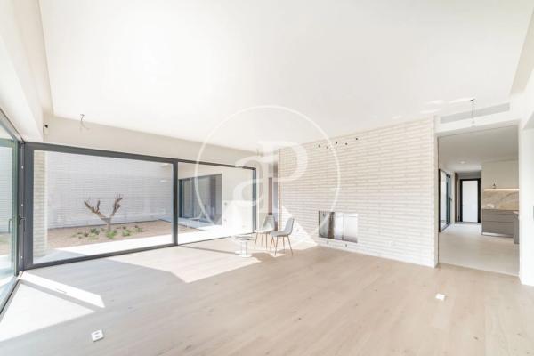 en Calle Valle de Sta. Ana