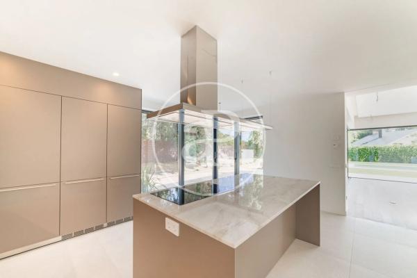 en Calle Valle de Sta. Ana