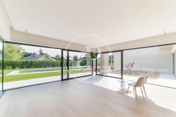 en Calle Valle de Sta. Ana