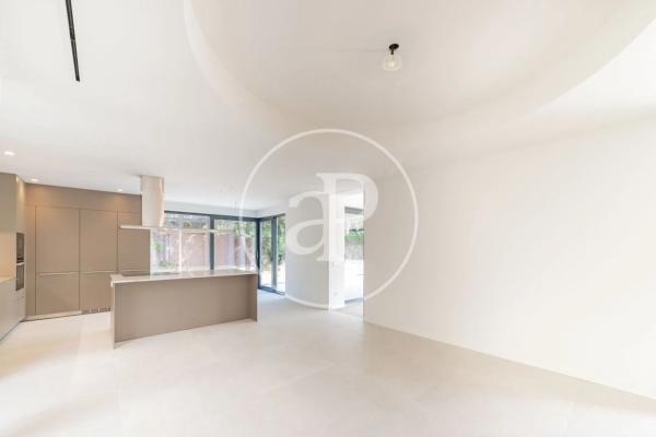 en Calle Valle de Sta. Ana