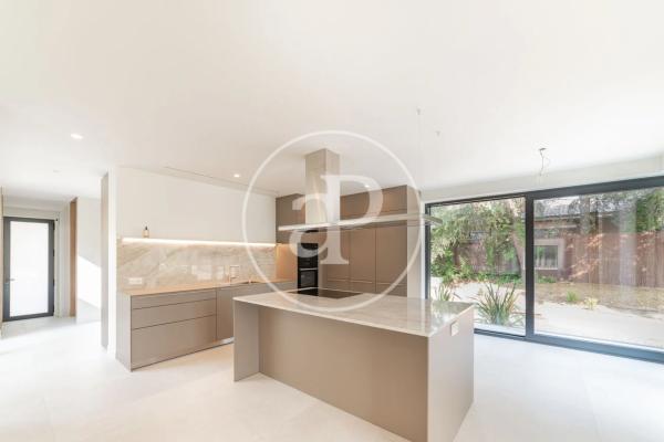 en Calle Valle de Sta. Ana