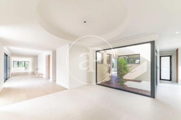 en Calle Valle de Sta. Ana