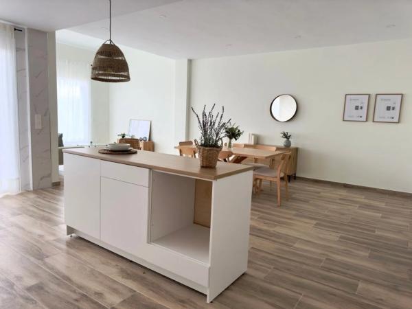 Chalet adosado en venta en Ronda de Castilla Oeste, 145